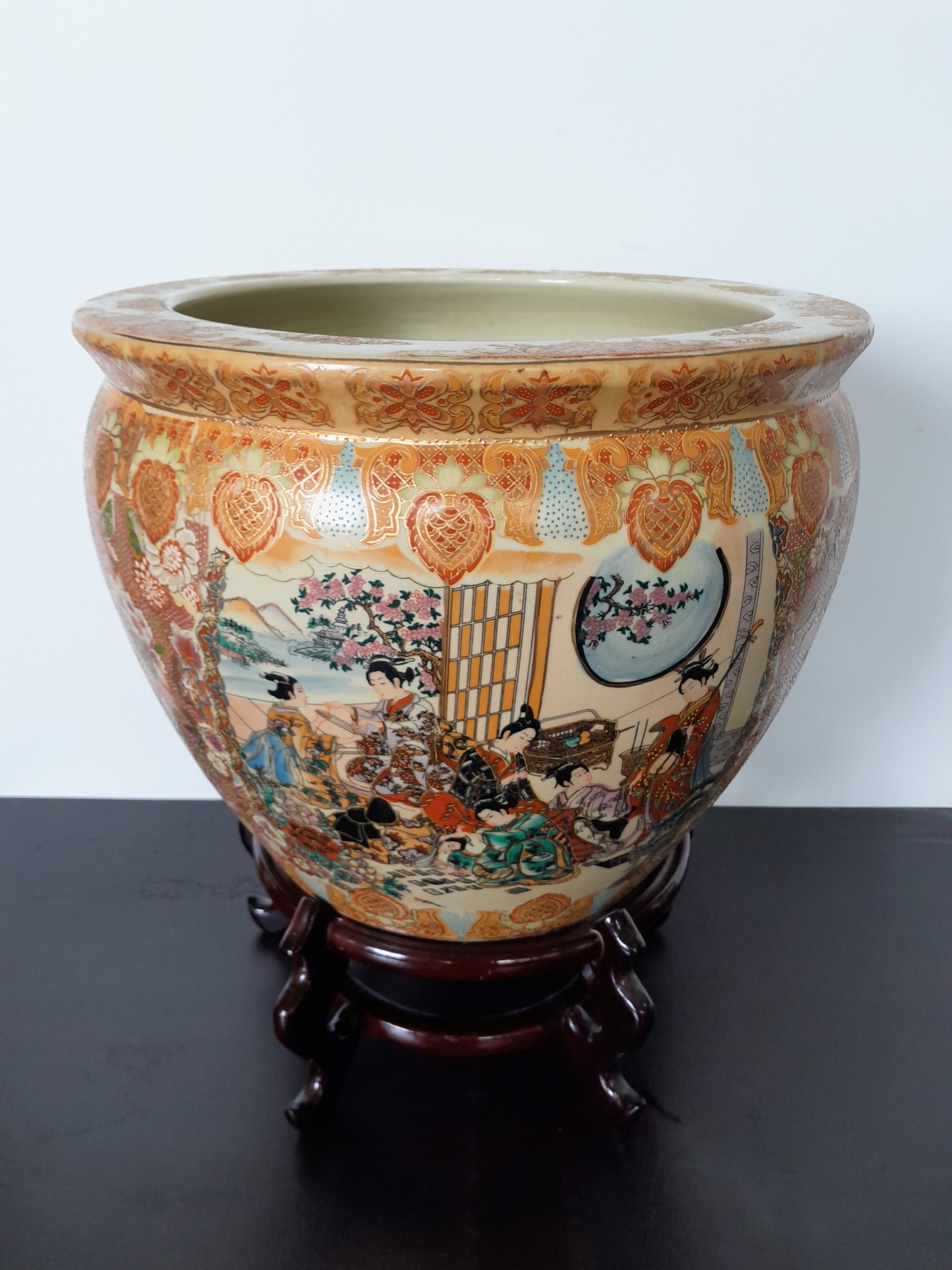 Květník keramika “ Čína “ výška 28 cm