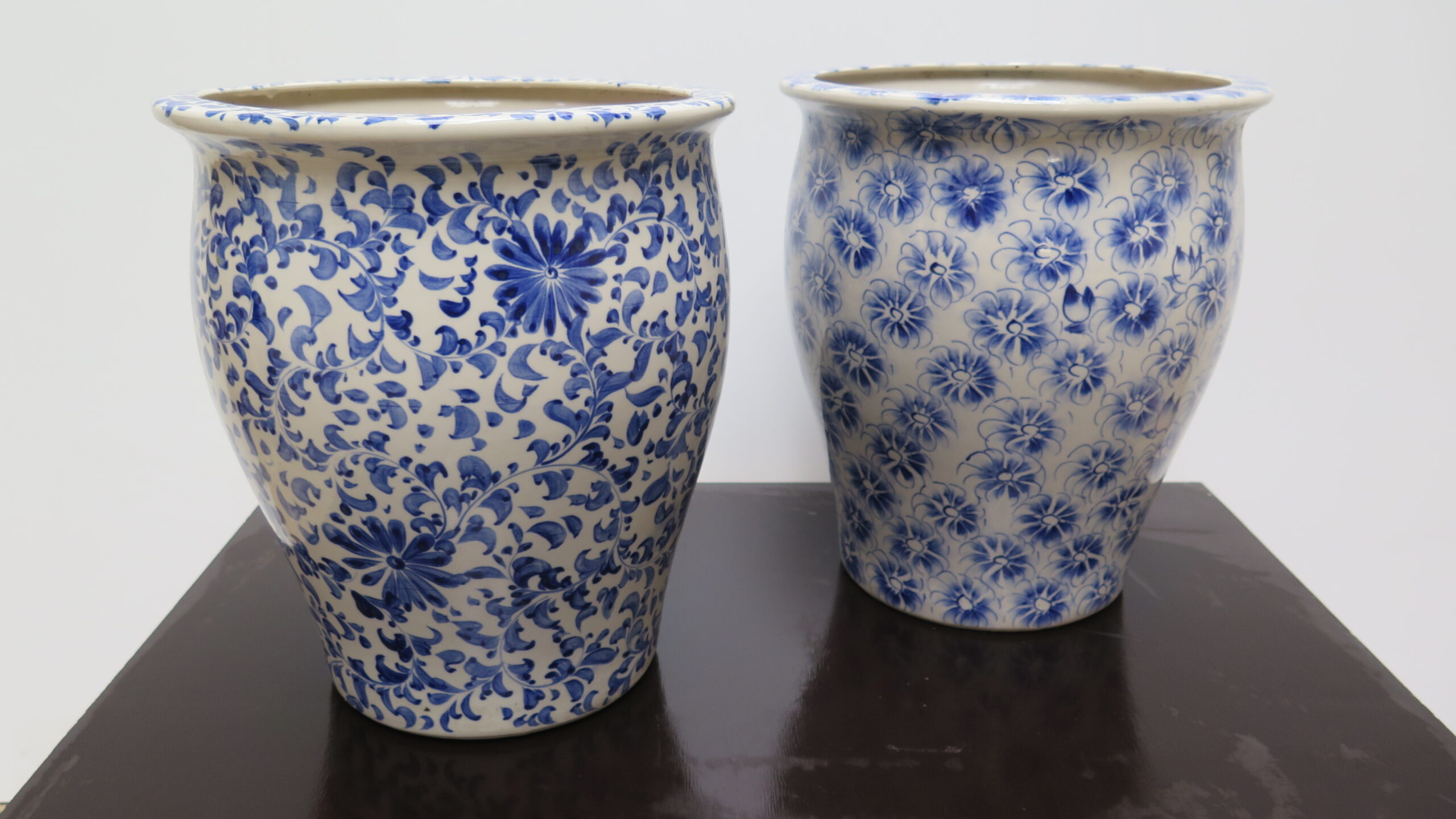Květník keramika “ modré květy “ výška 35 cm